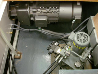 EquiGym High Speed Treadmil Gearmotor and Hydraulics EquiGym High Speed Treadmil gearmotor and hydraulic pump in pit