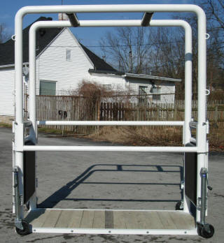 EquiGym Portable Stocks with side bar lowered